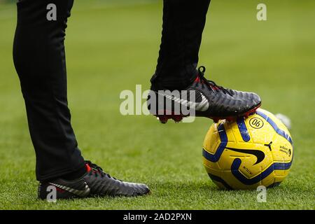 Nike, gut sichtbare, Merlin winter Spielball - Tottenham Hotspur v AFC Bournemouth, Premier League, Tottenham Hotspur Stadium, London, Großbritannien - 30 November 2019 Editorial nur verwenden - DataCo Einschränkungen Stockfoto