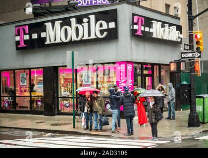 T-Mobile Stores in New York am Sonntag, 24. November 2019. (© Richard B. Levine) Stockfoto