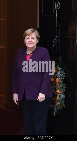 London, Großbritannien. 03 Dez, 2019. Die deutsche Bundeskanzlerin Angela Merkel kommt an Nummer 10 Downing Street für den 70. Jahrestag der NATO-Gipfel in London am Dienstag Dezember 3, 2019. Foto von Rune Hellestad/UPI Quelle: UPI/Alamy leben Nachrichten Stockfoto