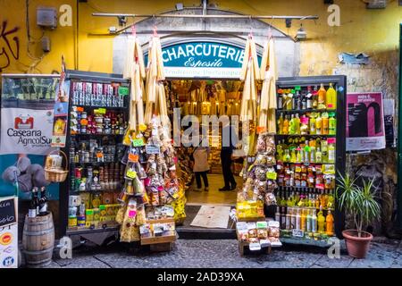 Lebensmittel Shop, Spaccanapoli, centro storico, Wardow, Neapel, Italien Stockfoto