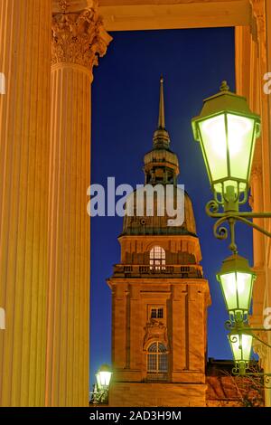 Hessische Landesmuseum und Moller Gebäude Stockfoto