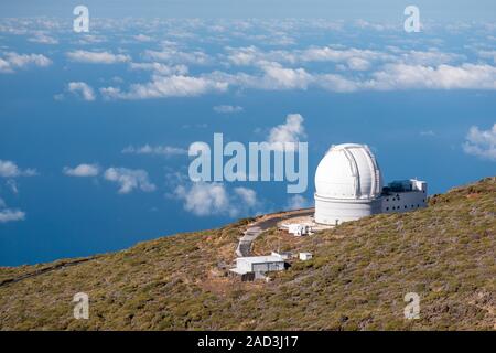 Anzeigen von observatorien von der Oberseite des Roque de Los Muchachos, La Palma Stockfoto