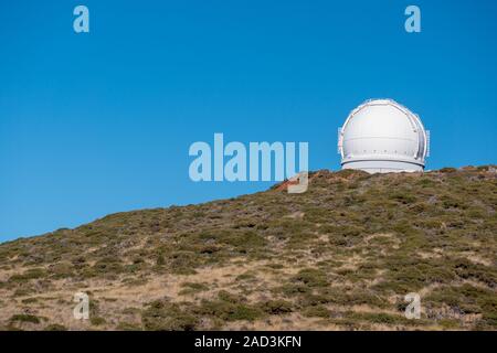 Anzeigen von observatorien von der Oberseite des Roque de Los Muchachos, La Palma Stockfoto