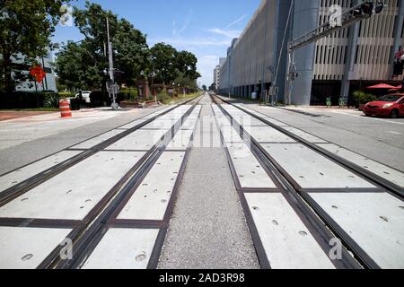 Bahngleise überqueren West Central boulevard Innenstadt von Orlando, Florida USA Stockfoto