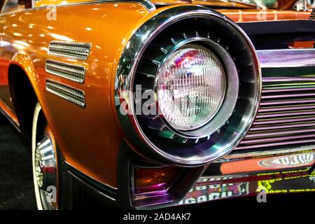 Rosemont, Illinois, Vereinigte Staaten - 23 November, 2019 - Chrysler Turbine Auto an das Muscle Car und Corvette Staatsangehörigen 2019 angezeigt. Stockfoto