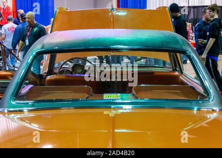 Rosemont, Illinois, Vereinigte Staaten - 23 November, 2019 - Chrysler Turbine Auto an das Muscle Car und Corvette Staatsangehörigen 2019 angezeigt. Stockfoto