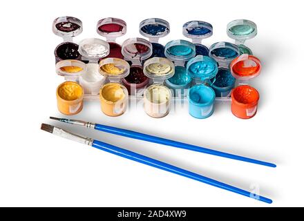 Set aus bunten Acrylfarben in Töpfen und zwei Bürsten Stockfoto