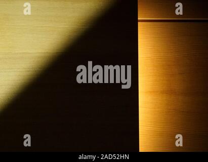 Der drittelregel echten Holzwand einfaches Konzept mit Schatten Stockfoto