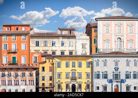 Abstrakte Komposition von typischen alten italienischen Gebäuden (Italien - Pisa) - Konzept Bild aquarell Wirkung Stockfoto