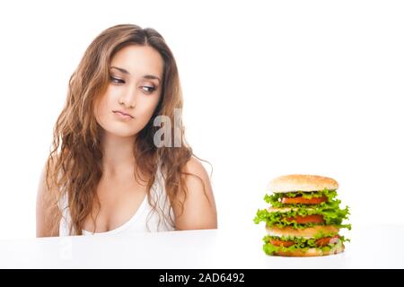 Gesunde Frau Ablehnung Junk-Food isoliert Stockfoto