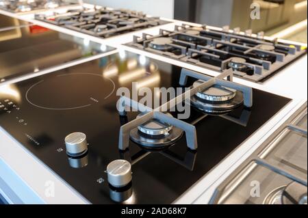 Marke neue hybrid Gas und elektrische Induktion Herd Stockfoto
