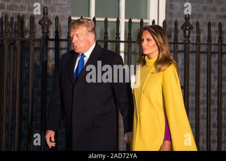 London, Großbritannien. Vom 3. Dezember 2019. Bild: (links) J Donald Trump - 45. Präsident der Vereinigten beginnt von Amerika, (rechts) Melania Trump - First Lady. Boris Johnson, der britische Premierminister Hosts eine Rezeption mit ausländischen Staats- und Regierungschefs vor der NATO (North Atlantic Treaty Organisation) Sitzung am 4. Dezember. Credit: Colin Fisher/Alamy leben Nachrichten Stockfoto