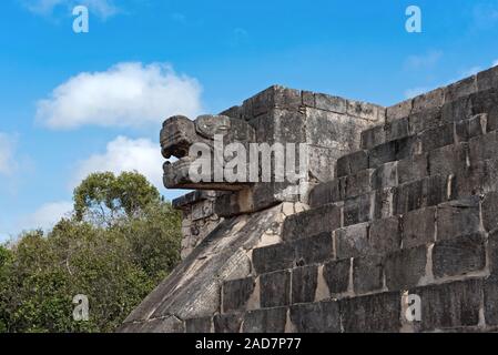 Ruinen, Pyramiden und Tempel in Chichen Itza, Yucatan, Mexiko 4. Stockfoto