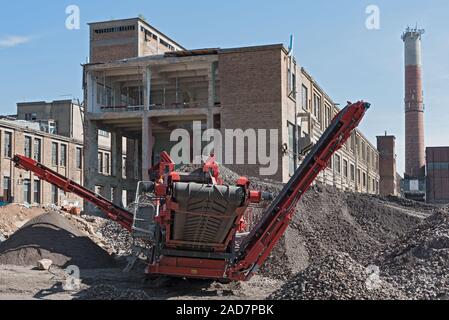 Umbau und teilweisen Abriss eines alten, ehemaligen Papierfabrik Stockfoto