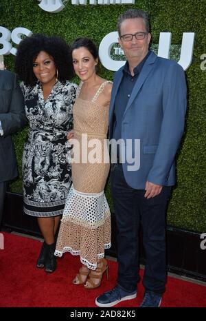 LOS ANGELES, Ca. August 10, 2016: Yvette Nicole Brown & Lindsay Sloane & Matthew Perry an der CBS & Showtime jährliche Sommer TCA Partei mit den Stars im Pacific Design Center, West Hollywood. © 2016 Paul Smith/Featureflash Stockfoto