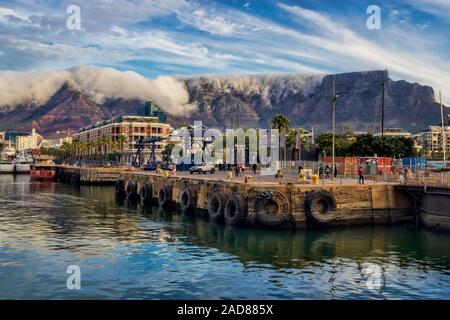 Kapstadt, Waterfront und den Tafelberg Stockfoto