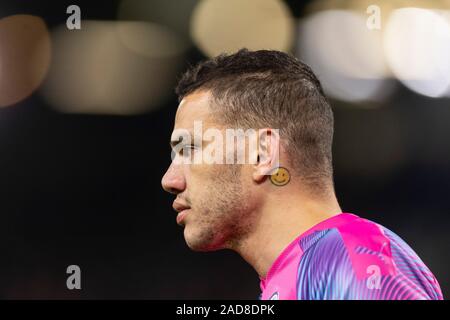 Burnley, Großbritannien. 03 Dez, 2019. Ederson von Manchester City in der Premier League Match zwischen Burnley und Manchester City im Turf Moor am 3. Dezember 2019 in Burnley, England. (Foto von Daniel Chesterton/phcimages.com) Credit: PHC Images/Alamy leben Nachrichten Stockfoto