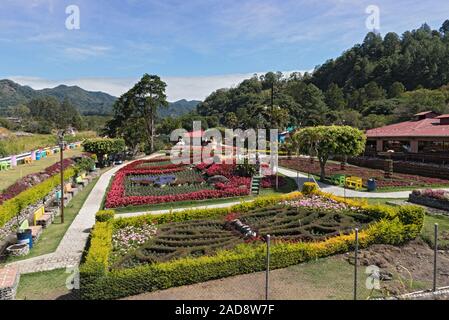 Auf der Bank der Caldera Bach in Boquete ist der Sitz der Blume und Kaffee fair Panama Stockfoto