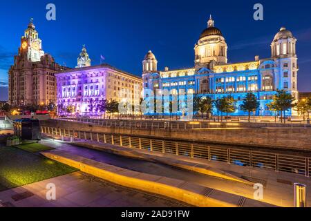 Liverpool skyline Pier Head Sonnenuntergang Stockfoto