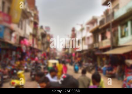 Menschen sind starke Anonyme verwischt. Asiatische Straßen mit Motorrad Verkehrschaos Stockfoto