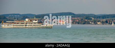 Passagierschiff Baden bevor Wasserburg am Bodensee Stockfoto