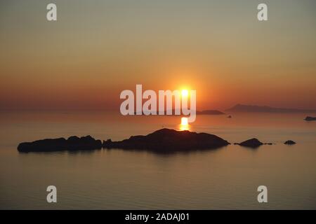 Malerischen Sonnenuntergang in Afionas, Korfu, Griechenland Stockfoto