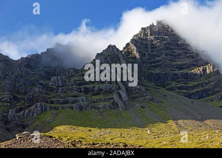 Verlassenes Haus in schlechtes Wetter, Mjoifjoerdur, Osten Island, Island, Europa Stockfoto