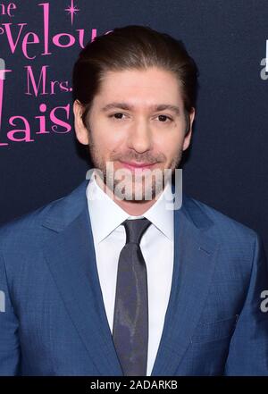 New York, New York, USA. 03 Dez, 2019. Michael Zegen nimmt Amazon Prime Video' Die wunderbare Frau Maisel' Saison 3 Premiere im Museum für Moderne Kunst am Dienstag, Dezember 3, 2019, in New York. Foto: Jeremy Smith/imageSPACE/MediaPunch Credit: MediaPunch Inc/Alamy leben Nachrichten Stockfoto