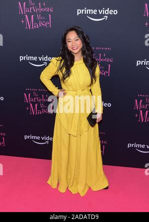 New York, New York, USA. 03 Dez, 2019. Stephanie Hsu nimmt Amazon Prime Video' Die wunderbare Frau Maisel' Saison 3 Premiere im Museum für Moderne Kunst am Dienstag, Dezember 3, 2019, in New York. Foto: Jeremy Smith/imageSPACE/MediaPunch Credit: MediaPunch Inc/Alamy leben Nachrichten Stockfoto