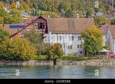 Landwirtschaftliche Gebäude, in Flurlingen, Kanton Zürich, Schweiz Stockfoto