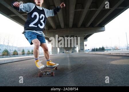 Junge Menschen Skateboarding Stockfoto