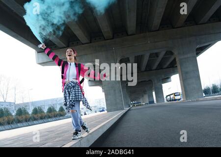 Junge Menschen Skateboarding Stockfoto