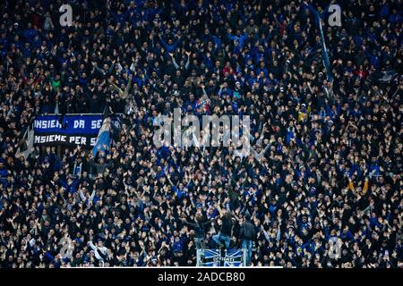 Bergamo, Italien. 23 Nov, 2019. fansduring Atalanta vs Juventus Turin, der italienischen Fußball-Serie-A Männer Meisterschaft in Bergamo, Italien, 23. November 2019 - LPS/Alessio Morgese Credit: Alessio Morgese/LPS/ZUMA Draht/Alamy leben Nachrichten Stockfoto