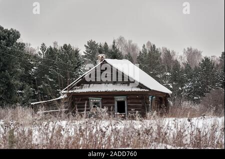 Verlassene alte Haus in Tjumen. Russland Stockfoto