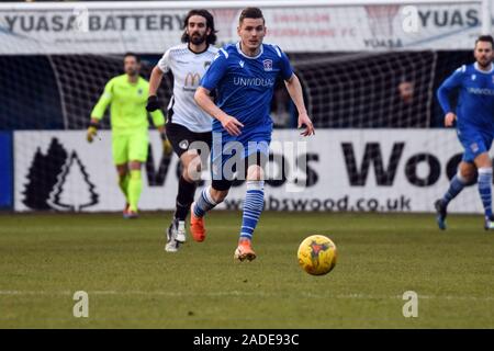 Neue Darlehen Unterzeichnung Alex Henshall spielt sein erstes Match auf Darlehen von Nuneaton Football Club spielen für Swindon Supermarine Football Club Stockfoto