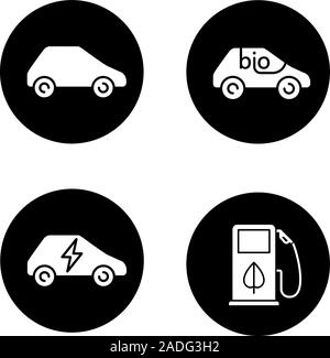 Umweltfreundliche Autos Symbole gesetzt. Bio, Elektrofahrzeuge, eco-Konzept. Vektor weisse Silhouetten Abbildungen in schwarzen Kreisen Stock Vektor