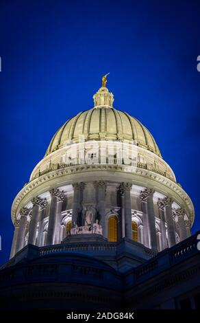 Wisconsin State Capitol, ein Beaux-Arts Gebäude im Jahr 2017 abgeschlossen, Madison, Wisconsin, USA Stockfoto