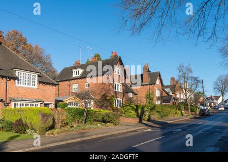 Häuser in Sycamore Road im grünen Bournville Village Trust, Birmingham, Großbritannien Stockfoto