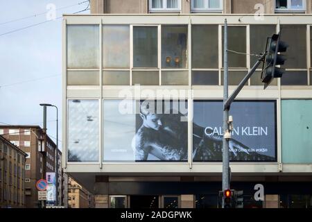 Milano, Italien, Dezember 2019. Calvin Klein Boutique Shop in der Hauptstraße der Stadt. Stockfoto