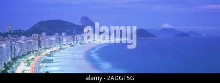 Malerische Aussicht auf den Strand von Copacabana, Rio De Janeiro, Brasilien Stockfoto