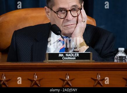 Washington, United States. 04 Dez, 2019. Washington DC, USA. 04 Dez, 2019. Haus Justiz Vorsitzender Jerrold Nadler, Demokrat aus New York, spricht während einer Haus-richterliche Ausschuß Anhörung zum Amtsenthebungsverfahren gegen US-Präsident Donald Trump auf dem Capitol Hill in Washington, DC, 4. Dezember 2019. Stockfoto