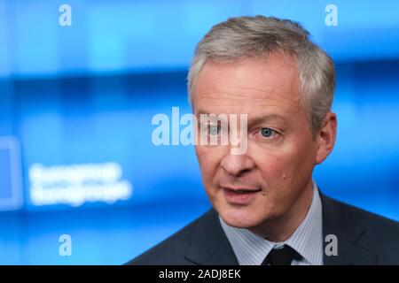 Brüssel, Belgien. 4. Dezember 2019. Französischer Finanzminister, Bruno Le Maire sorgt sich in der Eurogruppe Finanzminister treffen. Credit: ALEXANDROS MICHAILIDIS/Alamy leben Nachrichten Stockfoto