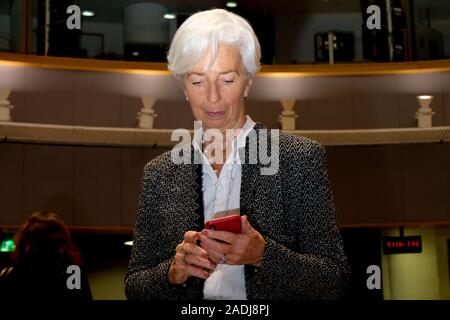 Brüssel, Belgien. 4. Dezember 2019. Christine Lagarde, der Präsident der Europäischen Zentralbank (EZB), nimmt an einem Treffen der Finanzminister der Eurogruppe. Credit: ALEXANDROS MICHAILIDIS/Alamy leben Nachrichten Stockfoto
