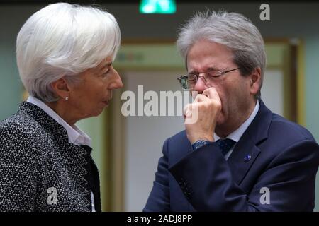 Brüssel, Belgien. 4. Dezember 2019. Christine Lagarde, der Präsident der Europäischen Zentralbank (EZB), nimmt an einem Treffen der Finanzminister der Eurogruppe. Credit: ALEXANDROS MICHAILIDIS/Alamy leben Nachrichten Stockfoto