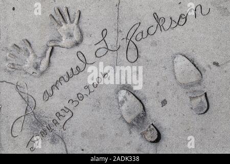 Los Angeles, Kalifornien - September 07, 2019: Hand- und Fußabdrücke von Schauspieler Samuel L Jackson in der Grauman Chinese Theater Vorplatz, Hollywood. Stockfoto