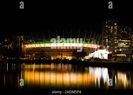 BC Place Stadium bei Nacht in Vancouver, British Columbia, Kanada Stockfoto