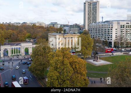 Apsley House, dem ehemaligen Zuhause von der erste Herzog von Wellington und jetzt von English Heritage als Museum laufen, steht am Hyde Park Corner, London, England, Großbritannien Stockfoto