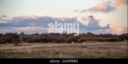 Das Haus in den Wolken aus der Ferne Stockfoto