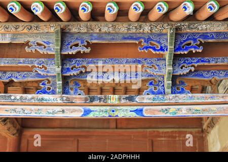 Polychrome Holzbalken-Holzvorbau. Mogao Buddhist Caves-Dunhuang-Gansu-China-0644 Stockfoto