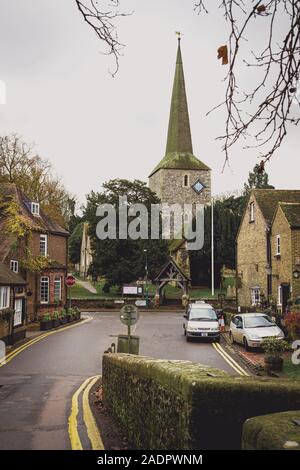 Der hl. Martin von Tours Kirche und Ford, Eynsford Stockfoto